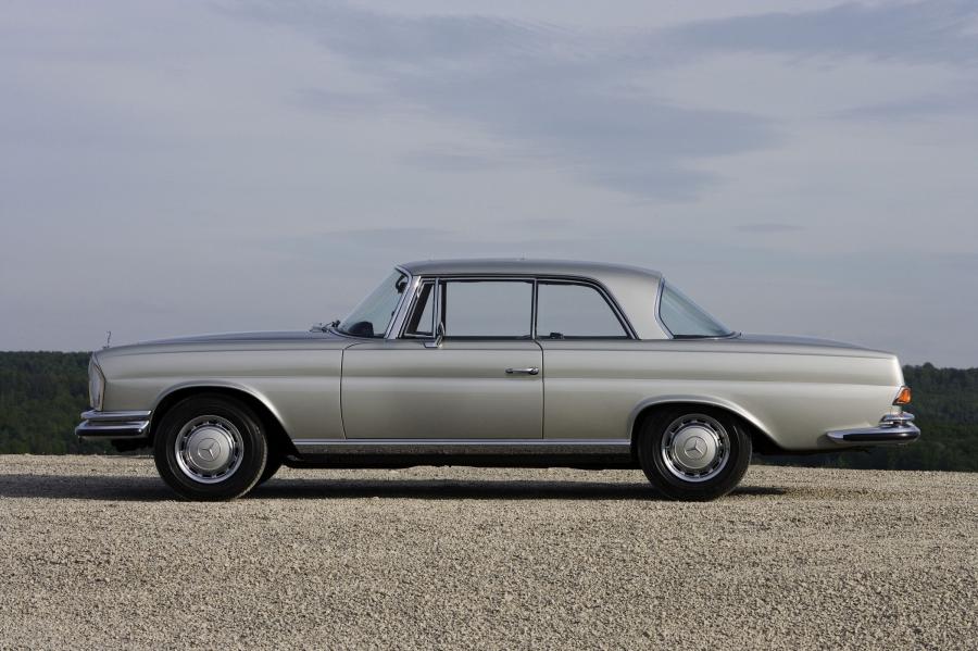  Mercedes-Benz SE 1961 года  (фото 23 из 23)